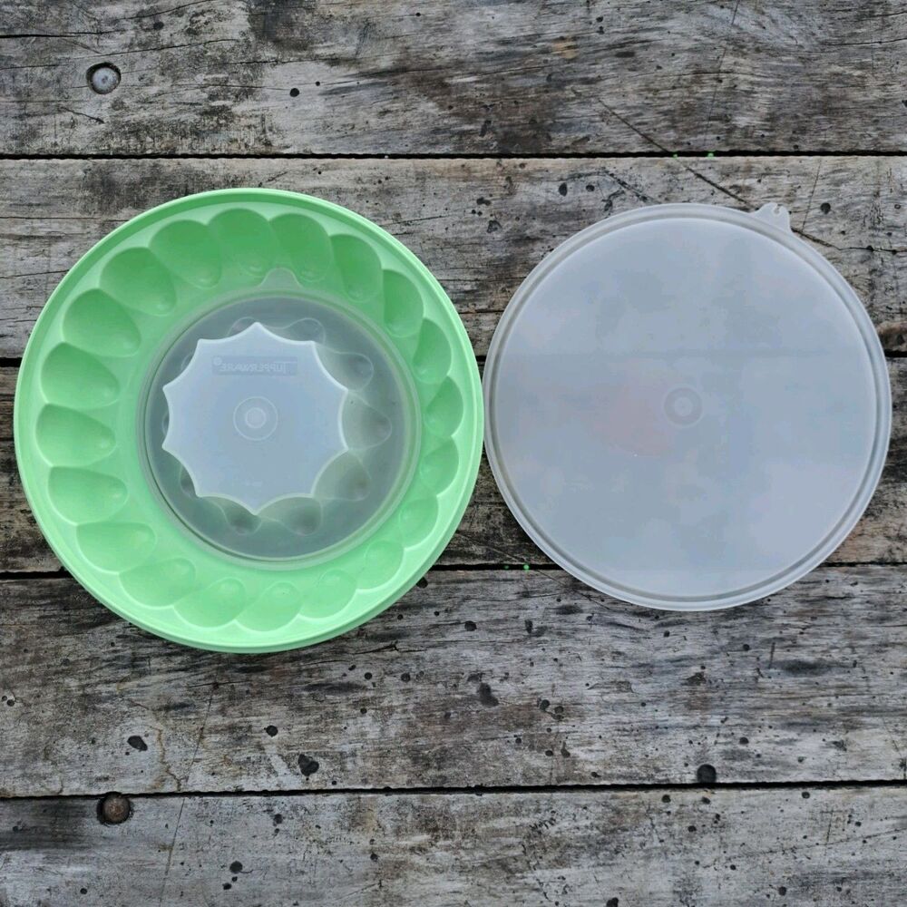 Vintage 1990's Tupperware Pastel Mint Green 3 Pc Jello Mold 1202 Seal Lid Insert